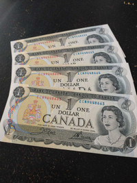 4 uncirculated 1973 Canada $1 banknotes, consecutive serial #s
