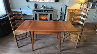 Vintage Cushman Colonial Creation Extending Dining Table, View more
