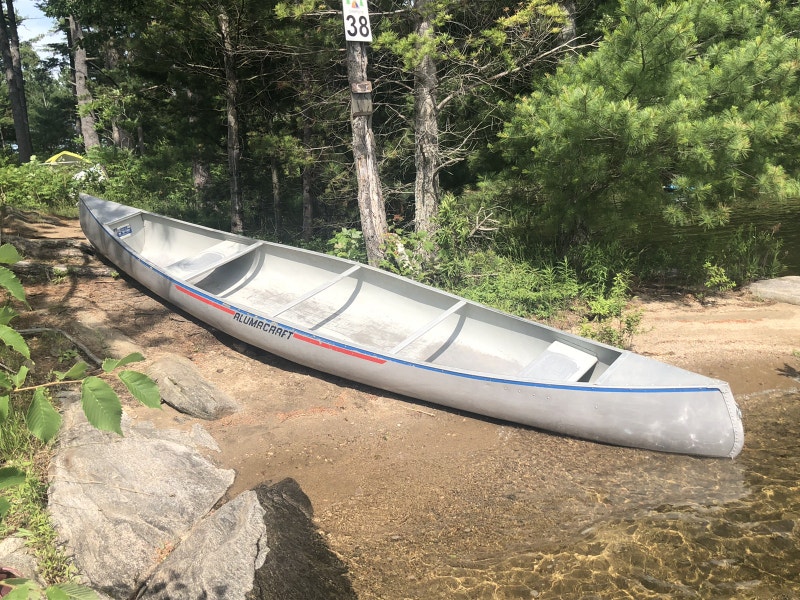 Aluminium alumacraft canoe Canoes, Kayaks & Paddles Ottawa Kijiji