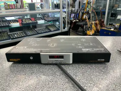 Monster HTS 1600 Powercenter Item # 1376573 Good working condition *Please contact the store to chec...
