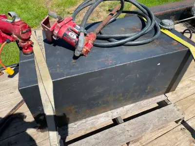 Clean smaller slip tank. Was used this spring for diesel fuel. Has a bottom bung to drain so easy cl...