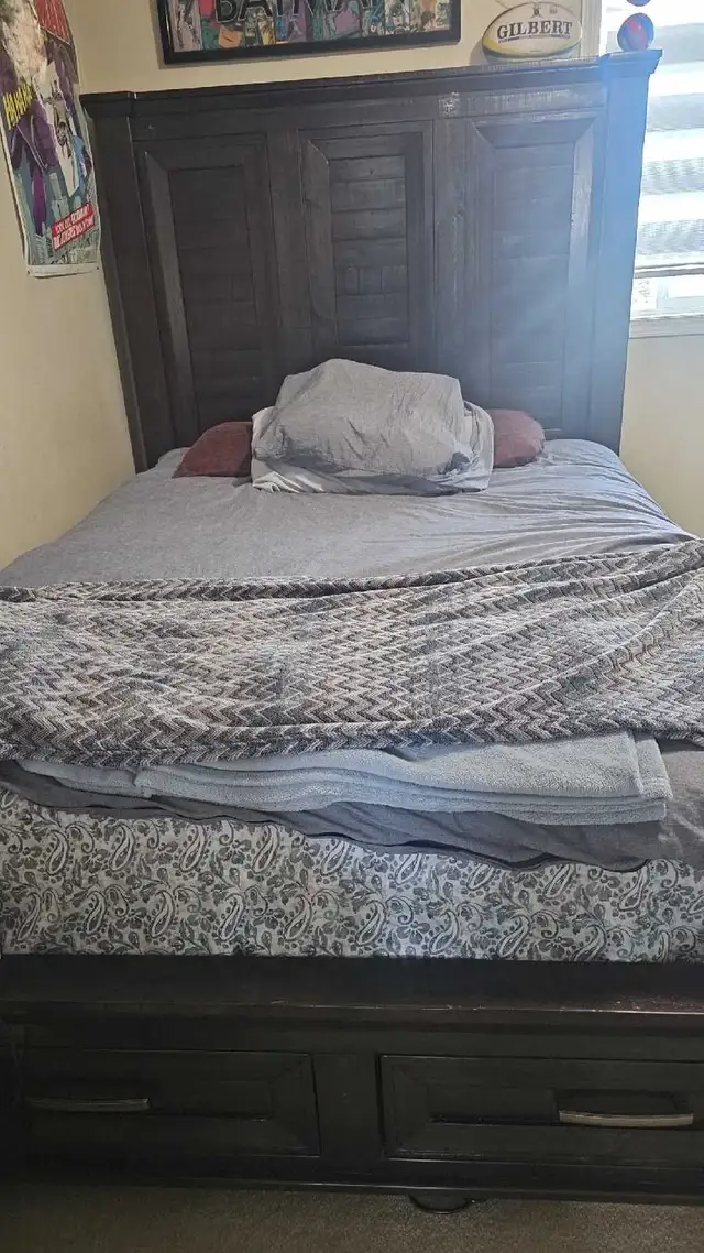 Dark Wood Dresser And Bed With Mattress