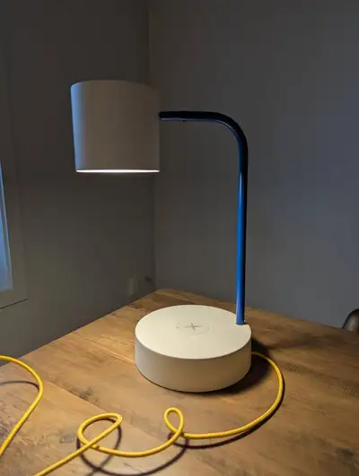 Ikea LED Desk Light, Wireless charging. Lampe de table avec QI, View more