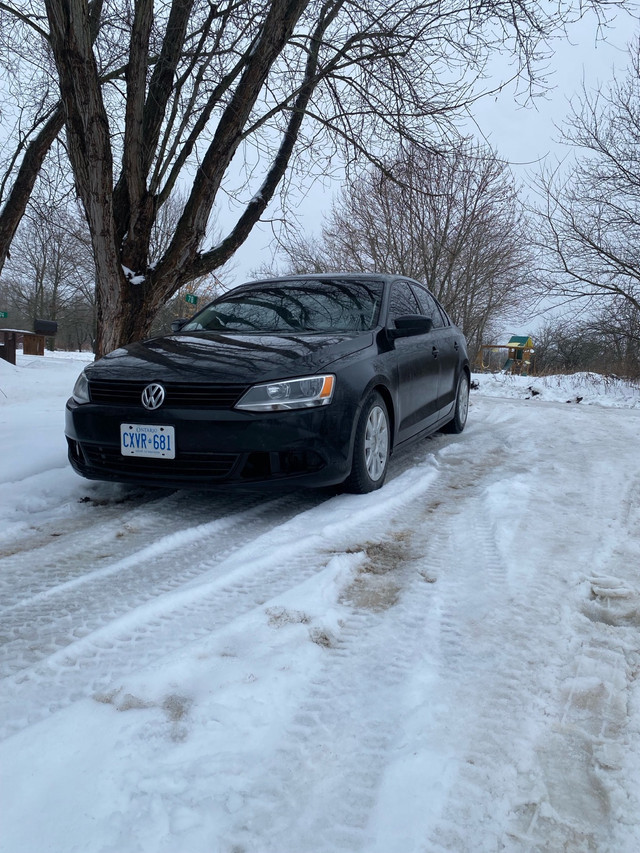 2011 vw Jetta  in Cars & Trucks in Kawartha Lakes