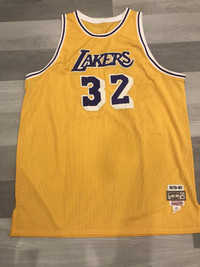 Mitchell & Ness Magic Johnson LA Lakers Basketball Jersey