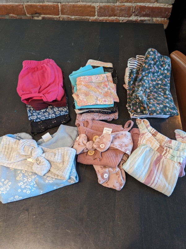 Lot vêtements bébé fille 6-12 mois et 9 mois (70+ morceaux) dans Vêtements - 9 à 12 mois  à Ville de Montréal - Image 4