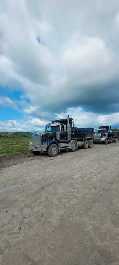 recherche chauffeur classe 3 Pour 12 roue dompeur Manul transmission 18 vitesses Ville Saint-Laurent