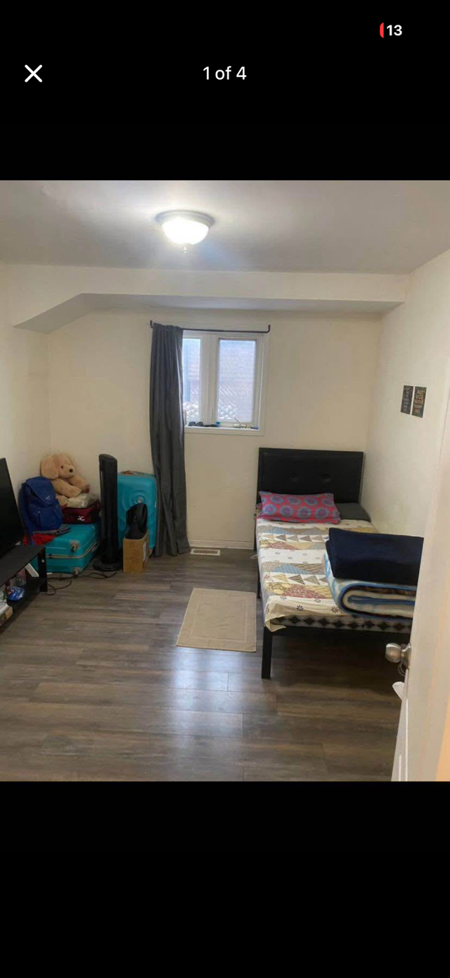 Room available for rent immediately!