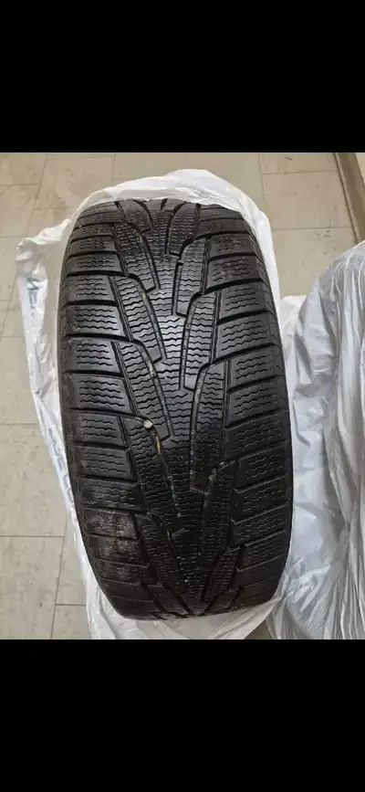 2 Winter Tires 225 60 R17 Please call Mario 437-232-3540