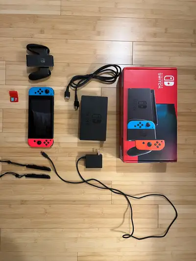 Nintendo Switch V1 – Comme neuve, boîte, dock, étui, 512+128 Go, View more