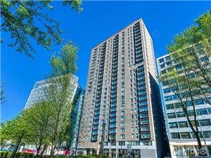 HUGE 2 Bed condo OVER 1100s.f ,2 BATH,DIRECT ACCESS METRO,MCGILL — photo 1