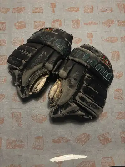 hockey gloves , View more