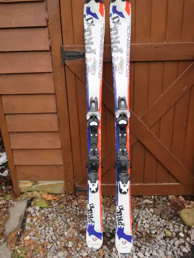 Rossignol Pro X1 Junior Downhill Skis with Rossignol Comp Kid Bindings 130cm / 50 inches. Easy to us...