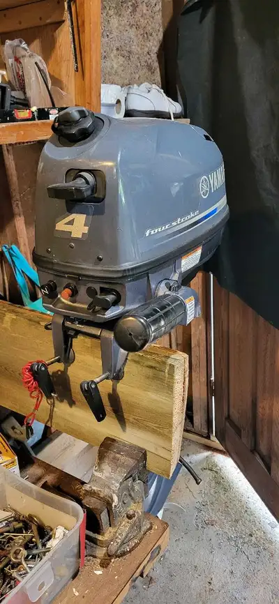 A well cared for hardly used 20 inch long shaft Yamaha. It's a perfect gas sipping kicker motor. I d...
