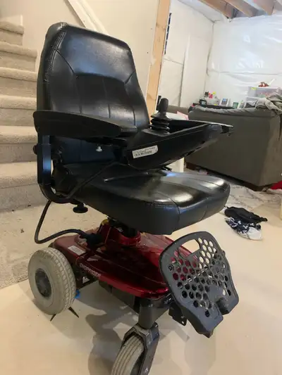 Shoprider electric power chair with joystick. Seat is removable. Comes with Manuel. Brand new batter...