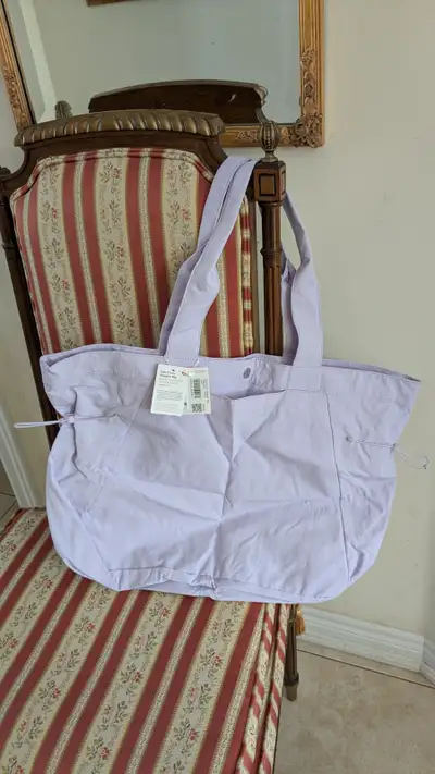 Lululemon Side-Cinch Shopper Bag 18LLavender Fog. BRAND NEW., View more