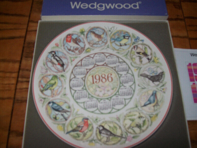 Wedgwood Calendar Plate Garden Birds 1986 Annual Edition in Arts & Collectibles in Oakville / Halton Region - Image 3