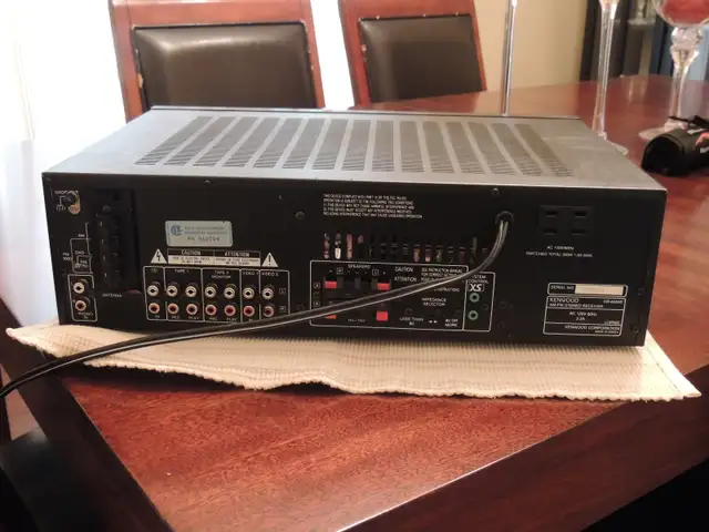 Kenwood KR-A5040 AM/Stereo Receiver- Phono In, 80 watts in Stereo Systems & Home Theatre in Mississauga / Peel Region - Image 8