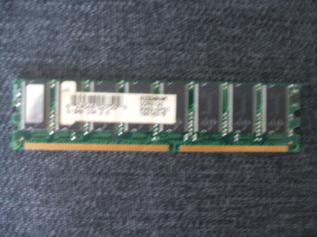 barettes de mémoire (RAM) pour ancien PC + carte dans Composants de système  à Laval/Rive Nord - Image 3