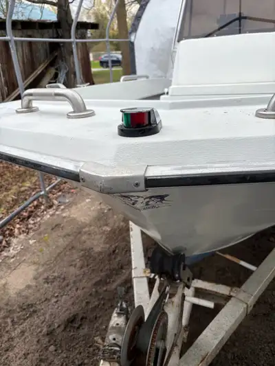 All new gel coat on interior. Many new parts. New wiring,cleats,stainless tie bars ,custom windshiel...