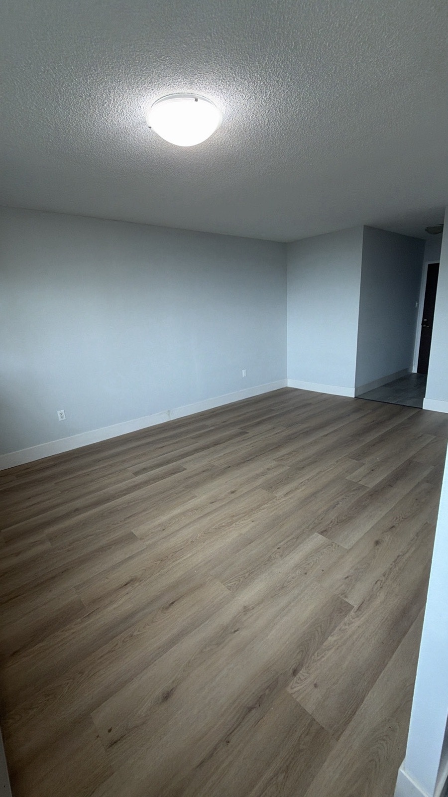 Lease Takeover - Bachelor/Studio Unit (1,5 month FREE) 3