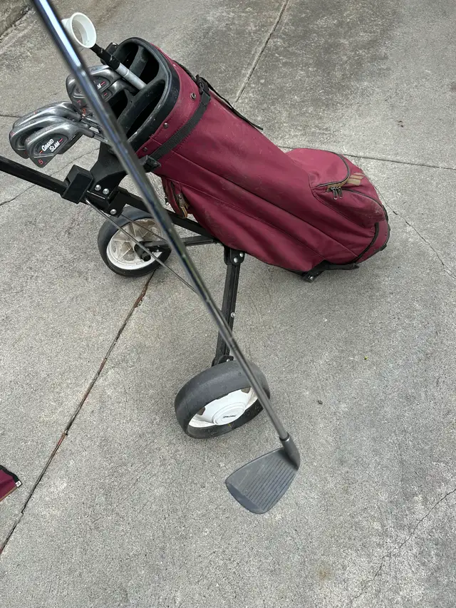 Wilson golf set with irons in Golf in Hamilton - Image 8
