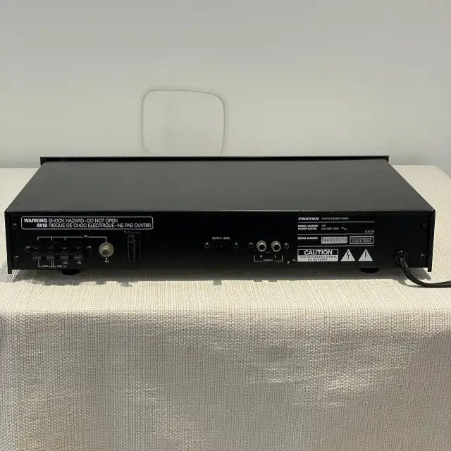Proton 440 AM/FM Stereo Tuner in Stereo Systems & Home Theatre in Markham / York Region - Image 6
