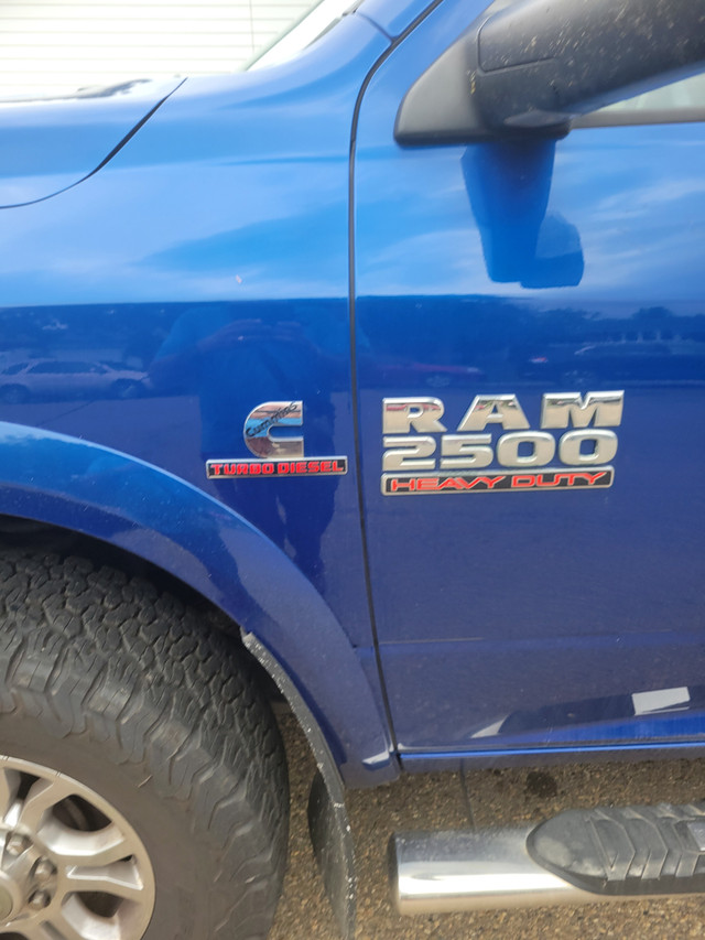 Ram 2500HD - Cummins Diesel - Low Milage in Cars & Trucks in Edmonton - Image 4