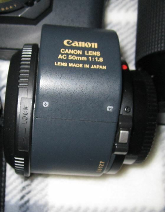 Make a reasonable offer!!! Vintage 35mm Canon camera kit in Cameras & Camcorders in Bridgewater - Image 4