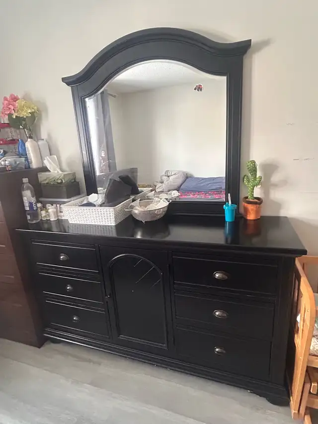 moving sale in Storage & Organization in Calgary - Image 6