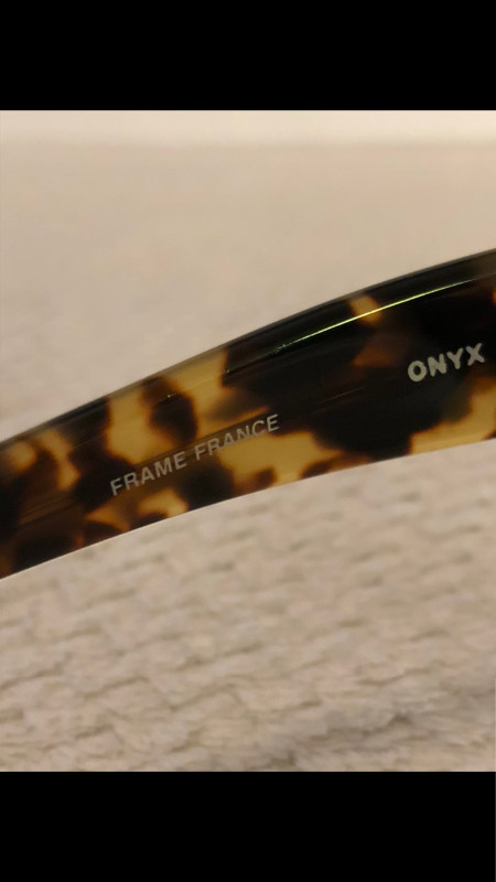 RARE ULTRA GLAM RAYBAN ONYX SUNGLASSES, TORTOISE in Arts & Collectibles in St. Catharines - Image 3