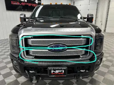 Looking for these 2 grille bars , upper and lower from a 2011 - 2016 F250 or F350 platinum 780 370 3...