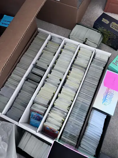 Selling a bunch of bulk cards from various collections and sets ranging from sword and shield, scarl...