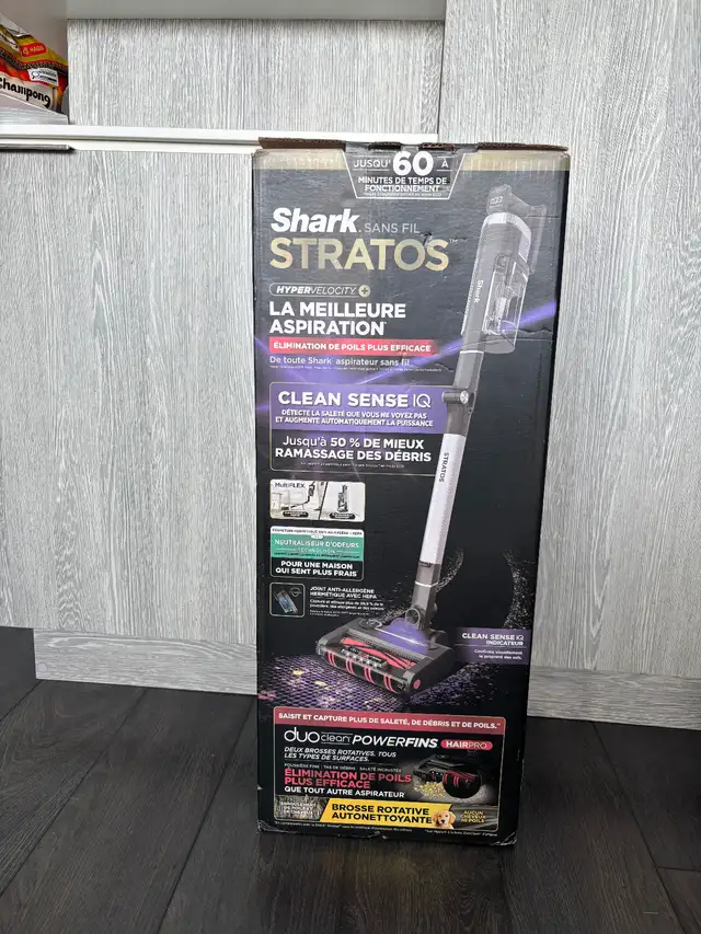 Shark Stratos Cordless Vacuum in Vacuums in City of Toronto - Image 2