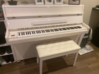 Samick Acoustic Piano