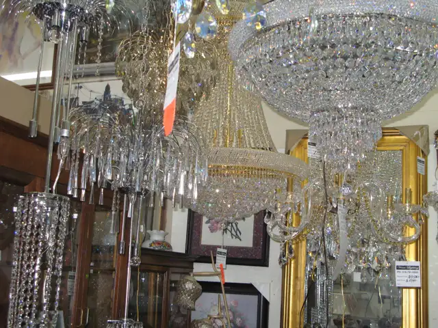 FINAL SALE OF LIGHTING STORE CONTENTS – AT LOW, LOW, PRICE !!! in Other Business & Industrial in City of Toronto - Image 6