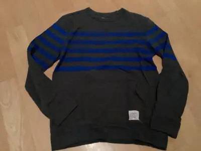 chandails jeune, habits d’hiver, View more