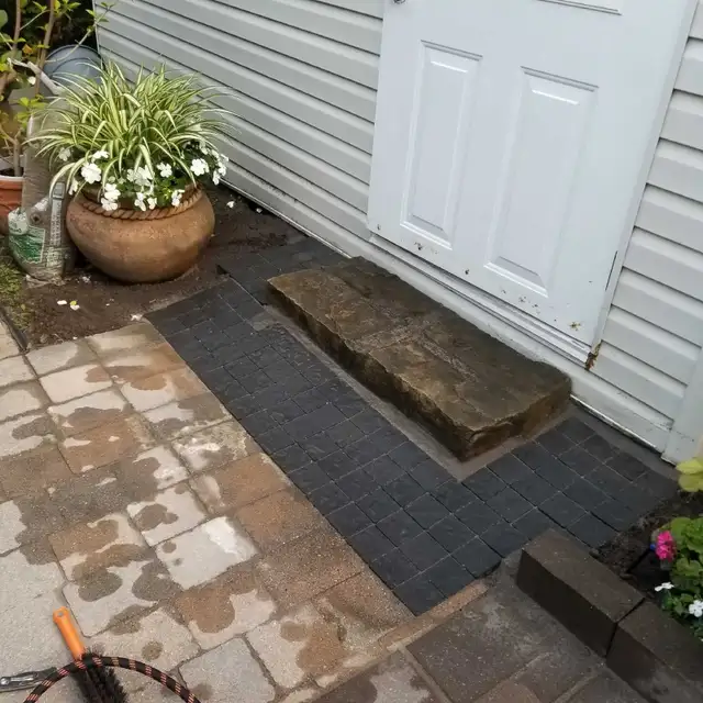 Interlocking Paver Repair and Installation538899677667010567