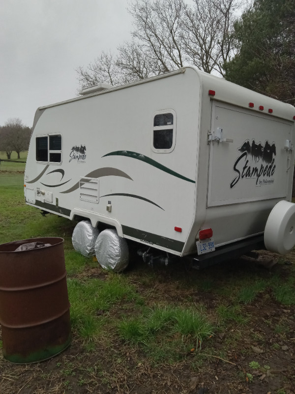 Hybrid Camper trailer in Travel Trailers & Campers in Mississauga / Peel Region - Image 3