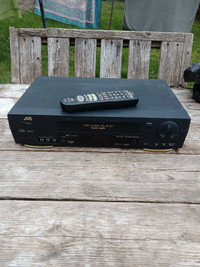 JVC 4 Head HI-FI Stereo VHS VCR With Remote & Cables