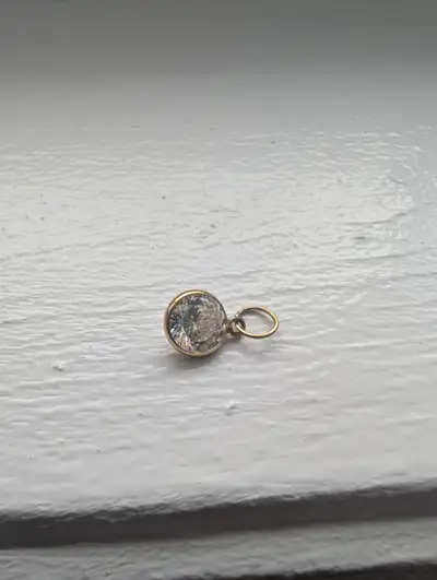 Brand New 10KT Gold Moissanite Necklace Pendant For Sale, View more