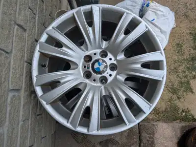 BMW Alloy RIMS 19". 5 x 120 Bolt Size. Cash ONLY. Haven't been used in many years - in used conditio...