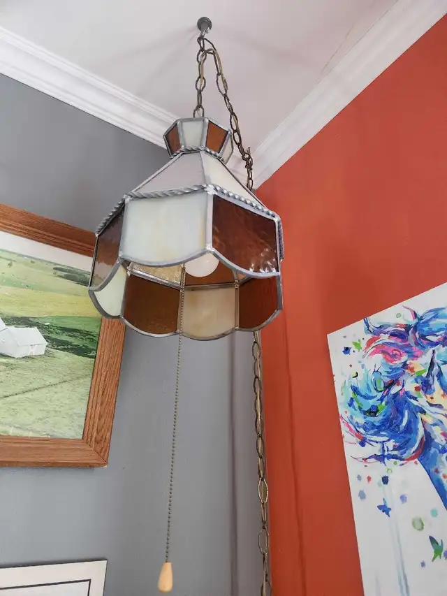 Luminaire Suspendu tiffany in Indoor Lighting & Fans in Drummondville - Image 3