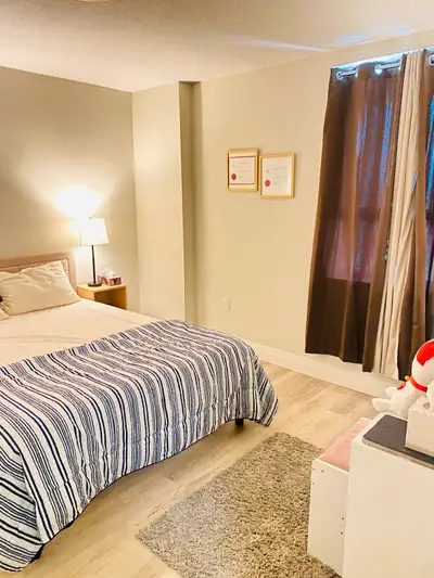Room for Rent in 3Bhk Apartment