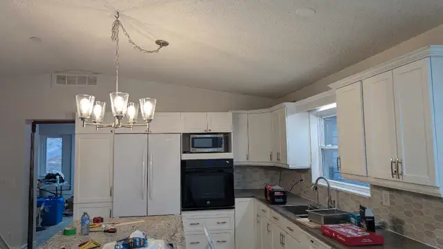Quality Painting ( attention to details) in Painters & Painting in Trenton - Image 4