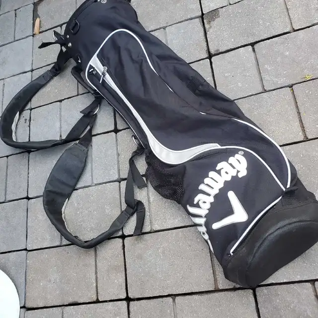 CALLAWAY Sunday Golf Bag with Backpack Straps  in Golf in Barrie - Image 3