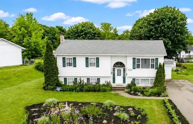 House For Sale By Owner | New Minas