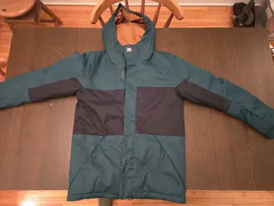 Boys youth XL- DC snowboard jacket Or size 14-16, View more