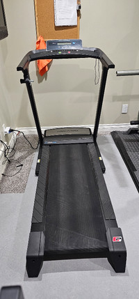 Pro-Form Cadence WLT Folding Treadmill 
