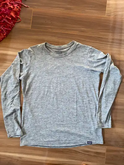 Patagonia long sleeve shirt, View more